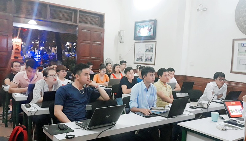 Khai Giảng Khóa Học Marketing Online Đà Nẵng Khóa K08