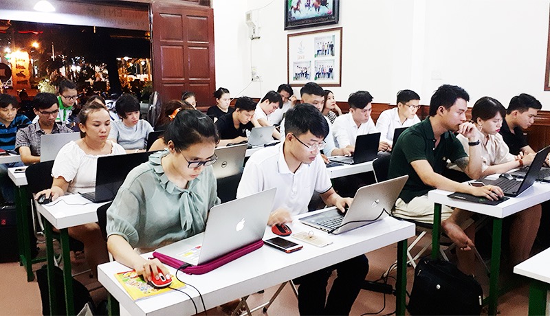 Khai Giảng Khóa Học Marketing Online Trực Tuyến – Khóa K40